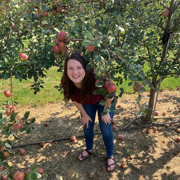 Meet your Posh Ambassador, Ashley - Picture 10 of 14